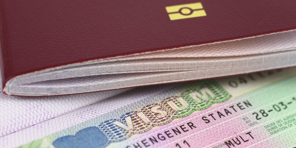 Еврокомиссия: добросовестные туристы смогут получать пятилетний шенген